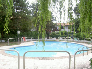 residence con piscina